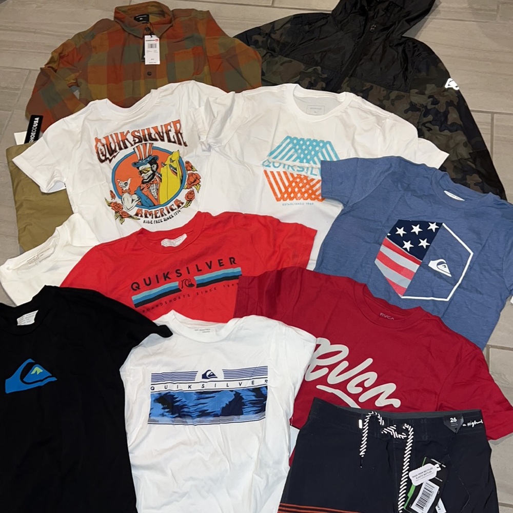 🔥 BOYS QUIKSILVER CLOTHING BUNDLE BOX NEW WITH TAGS FOR ALL SEASONS 🔥